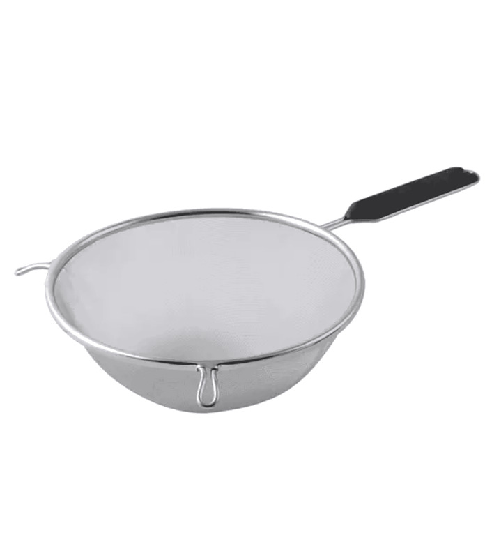 Medium Mesh Strainer with Wood Handle 260mm